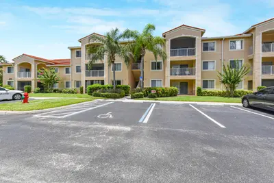1590 S 42nd Circle 106, Vero Beach – Condominium for sale
