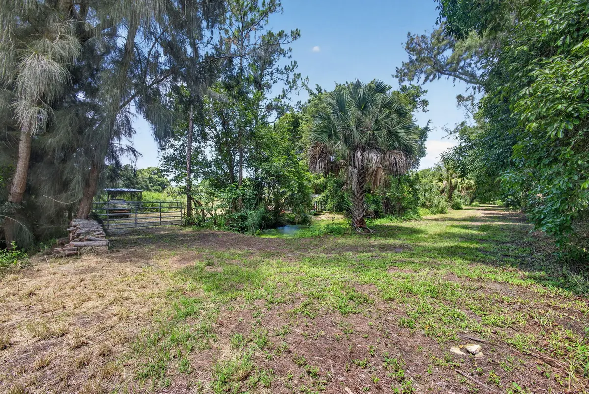 Entry Road & Gate at 11030 89th Street, West Palm Beach