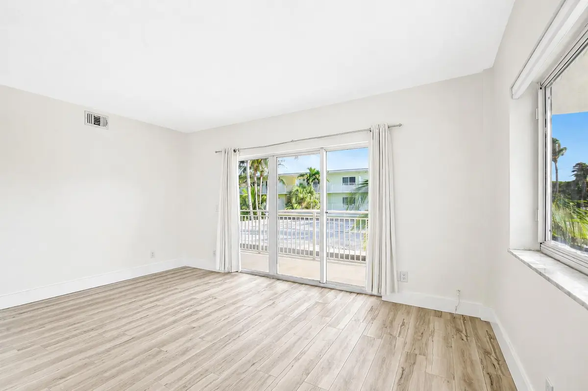 Living area at 6520 N Ocean Boulevard 30, Ocean Ridge
