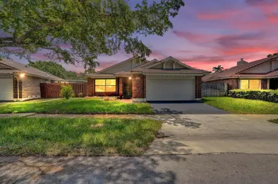 3375 W Point Drive, Cooper City – sold