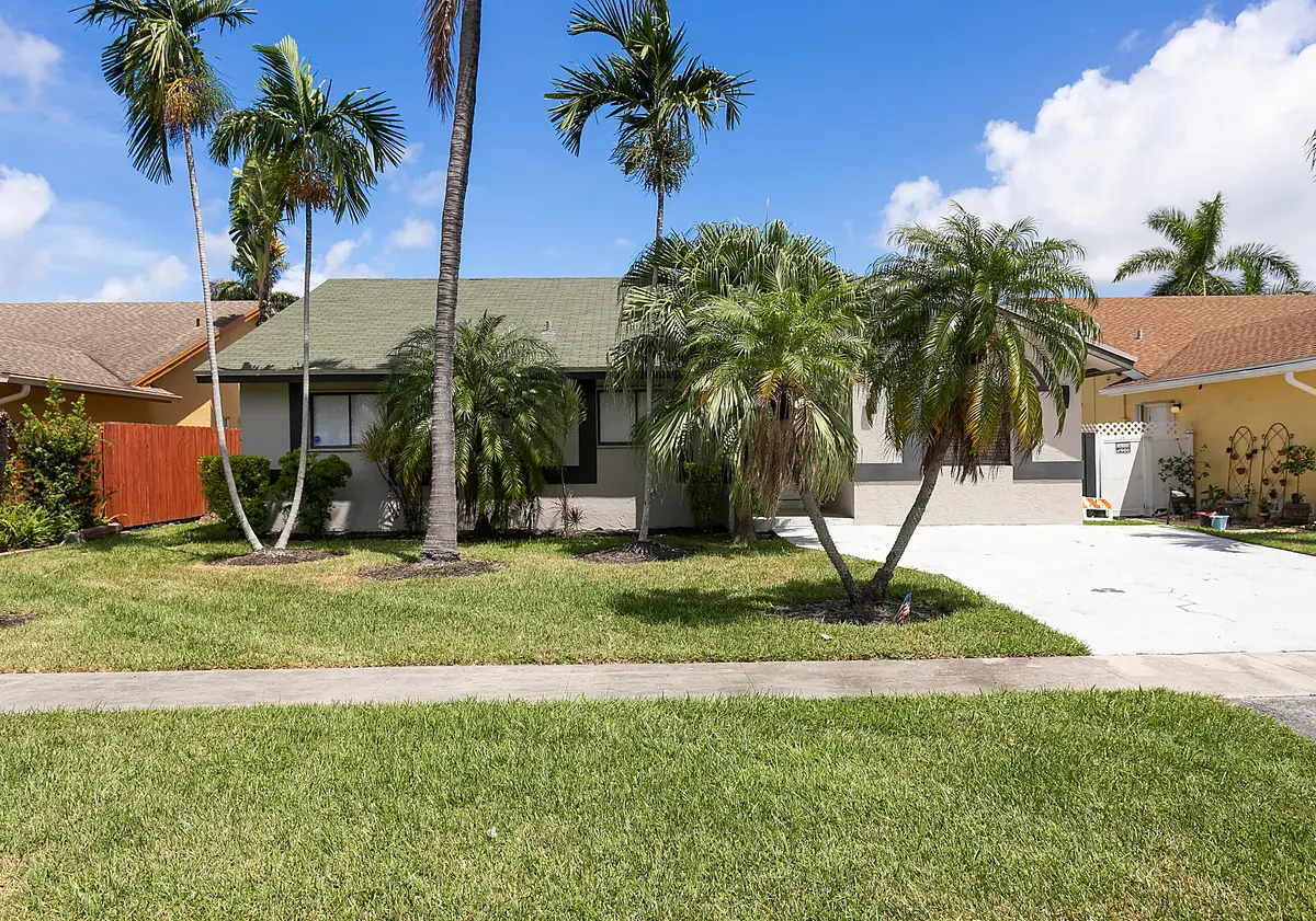 D4 at 231 SE 8th Street, Dania Beach