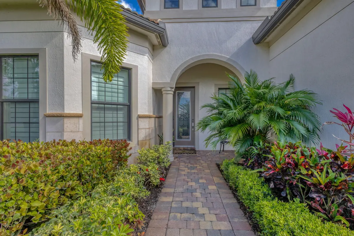 6-web-or-mls-5D1A3840_HDR at 532 Sonoma Isles Circle, Jupiter