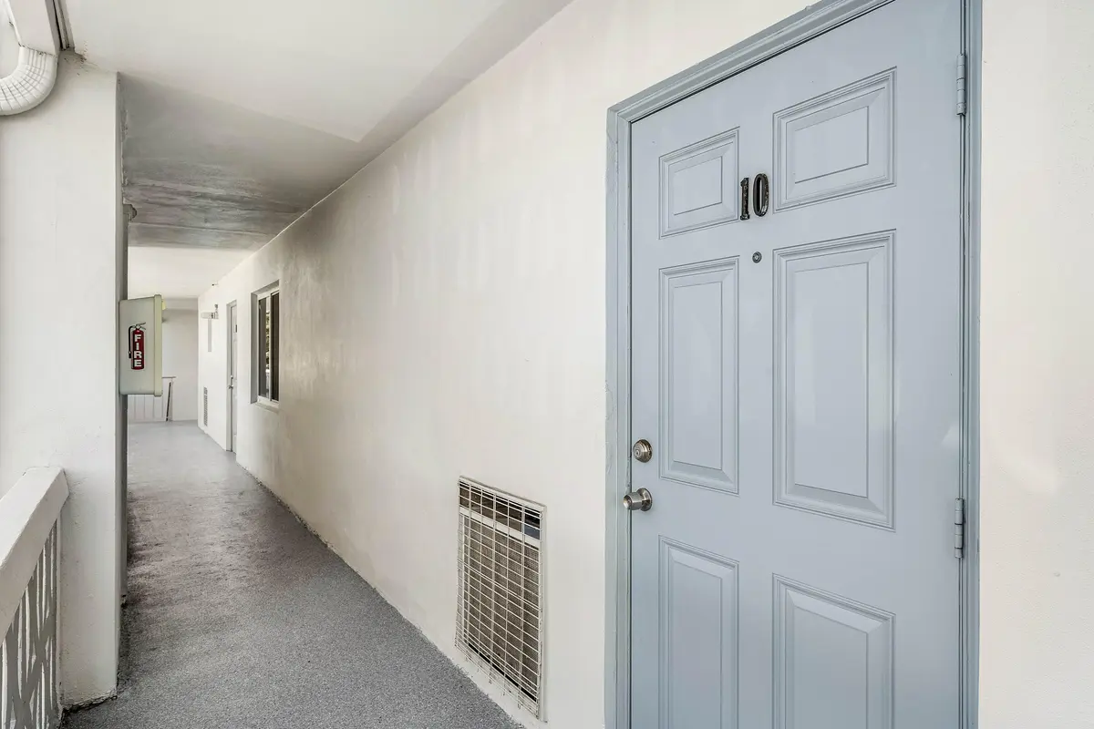 024-628SouthwindCircle-NorthPalmBeach-FL at 628 Southwind Circle, North Palm Beach