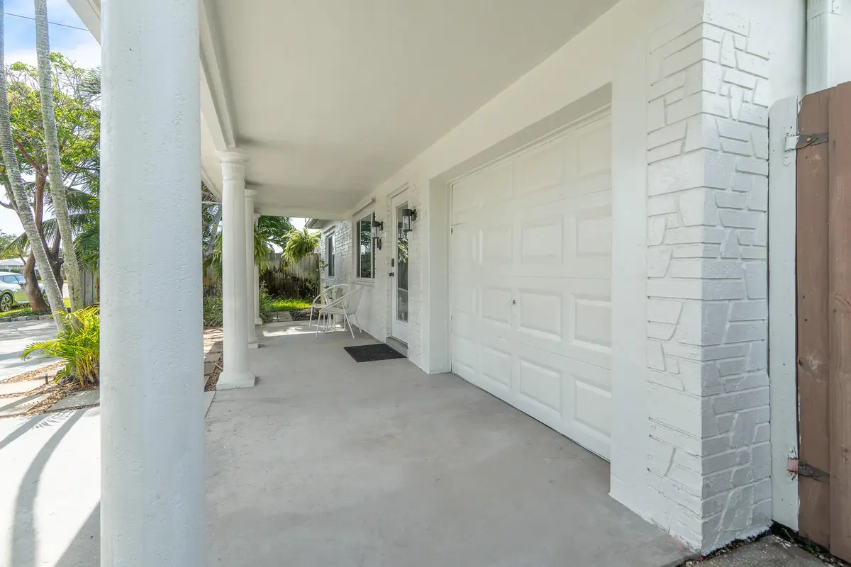 DSC04363-Edit at 60 NW 47th Street, Oakland Park