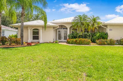 524 SE Nome Drive, Port St. Lucie – sold