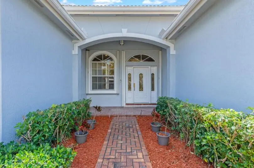 2570 SE 4th Place, Homestead, FL – photo 5