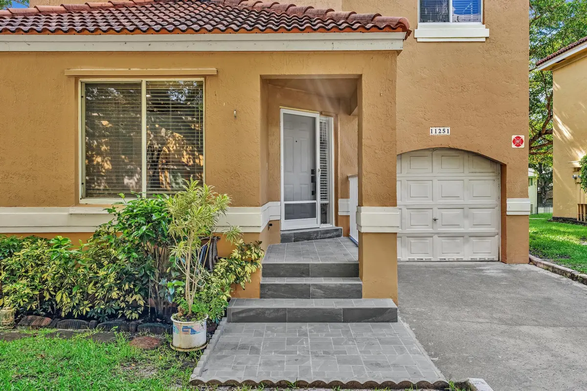 FPP00221 at 11251 Lakeview Drive 21-f, Coral Springs