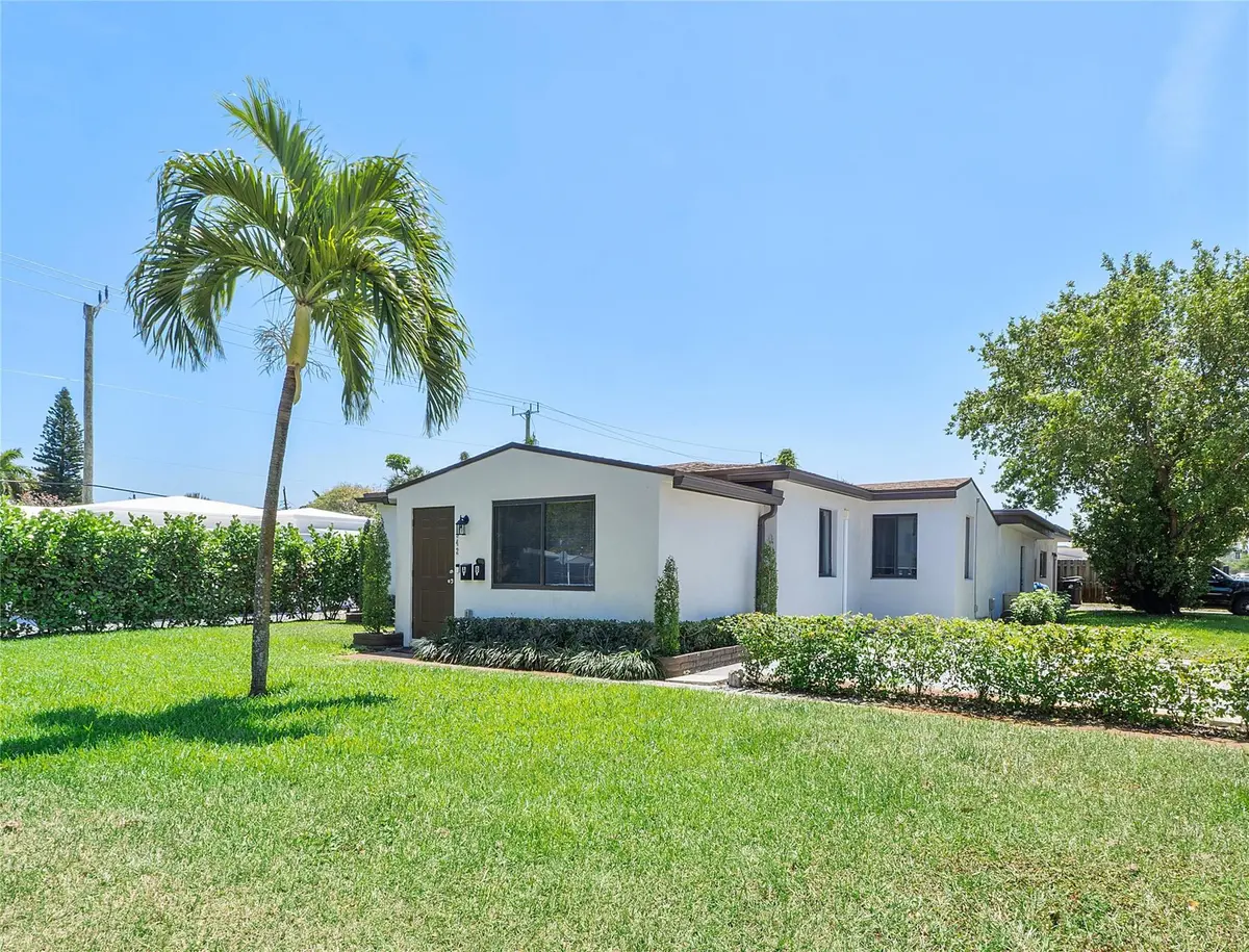 Photo 14 at 342 SW 22nd Street, Fort Lauderdale