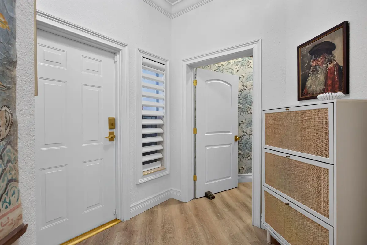 7-web-or-mls-2025-9288 at 2505 NE 2nd Street, Pompano Beach