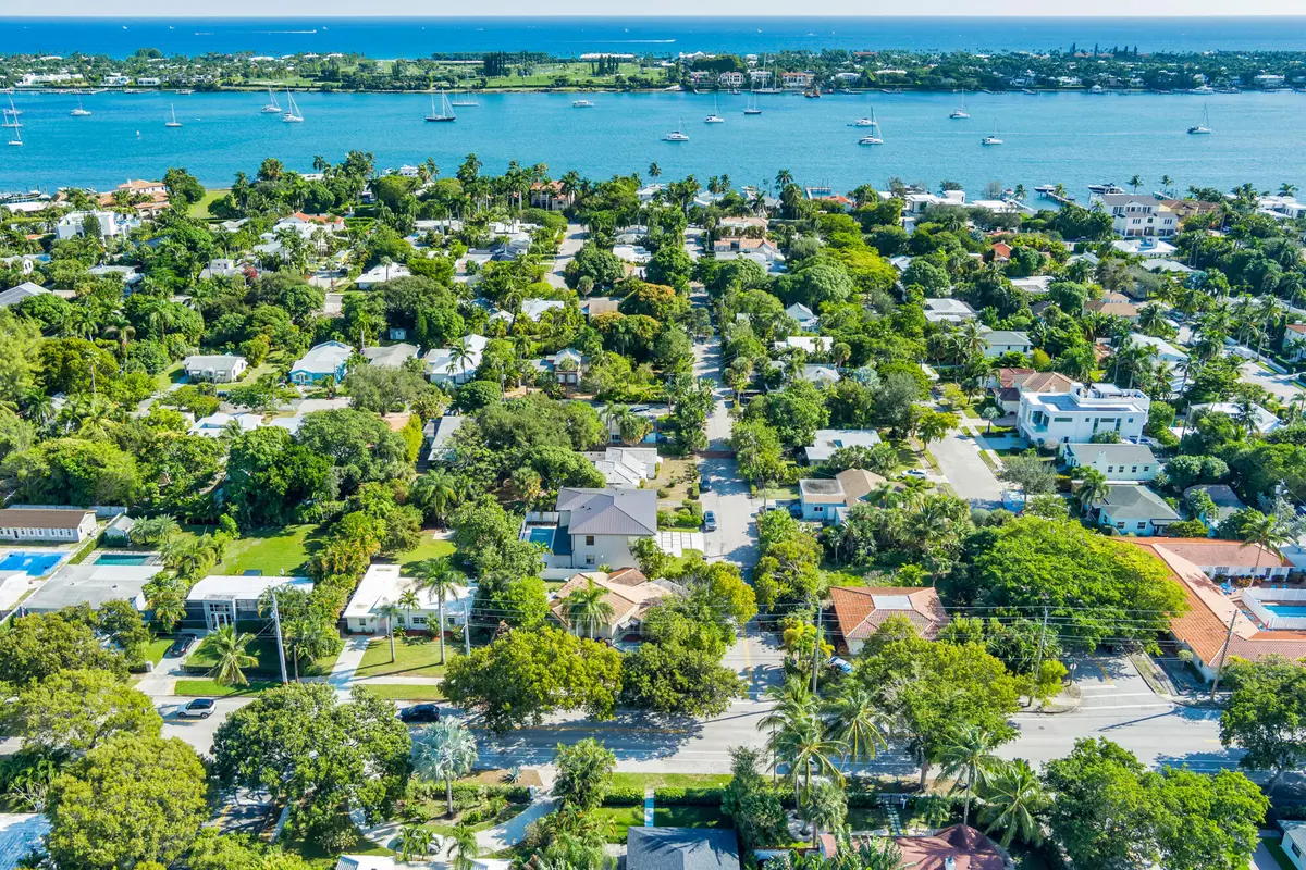 low-17 at 383 31st Court, West Palm Beach