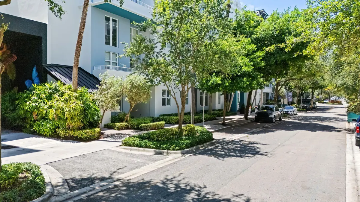 1-web-or-mls-DJI_20260613141849_0975_D at 441 NE 5th Avenue 5, Fort Lauderdale