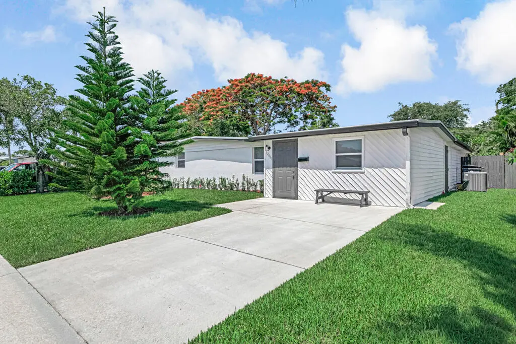 12063 Acapulco Avenue, Palm Beach Gardens, FL – photo 5