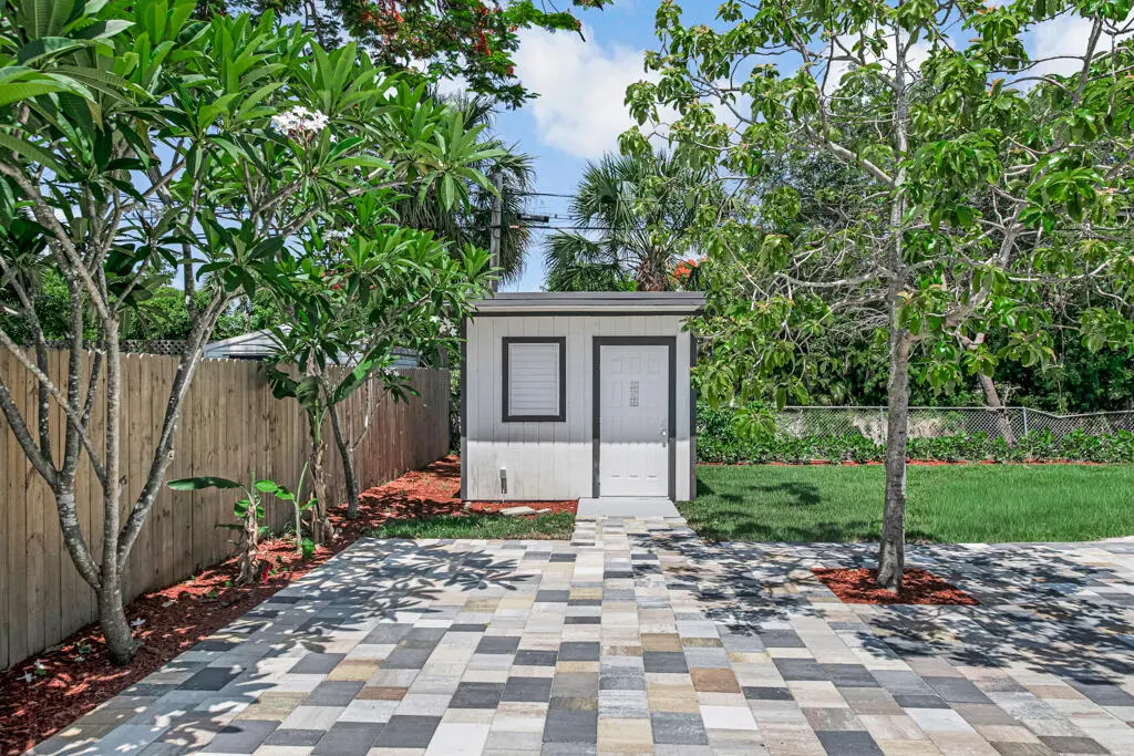 12063 Acapulco Avenue, Palm Beach Gardens, FL – photo 8