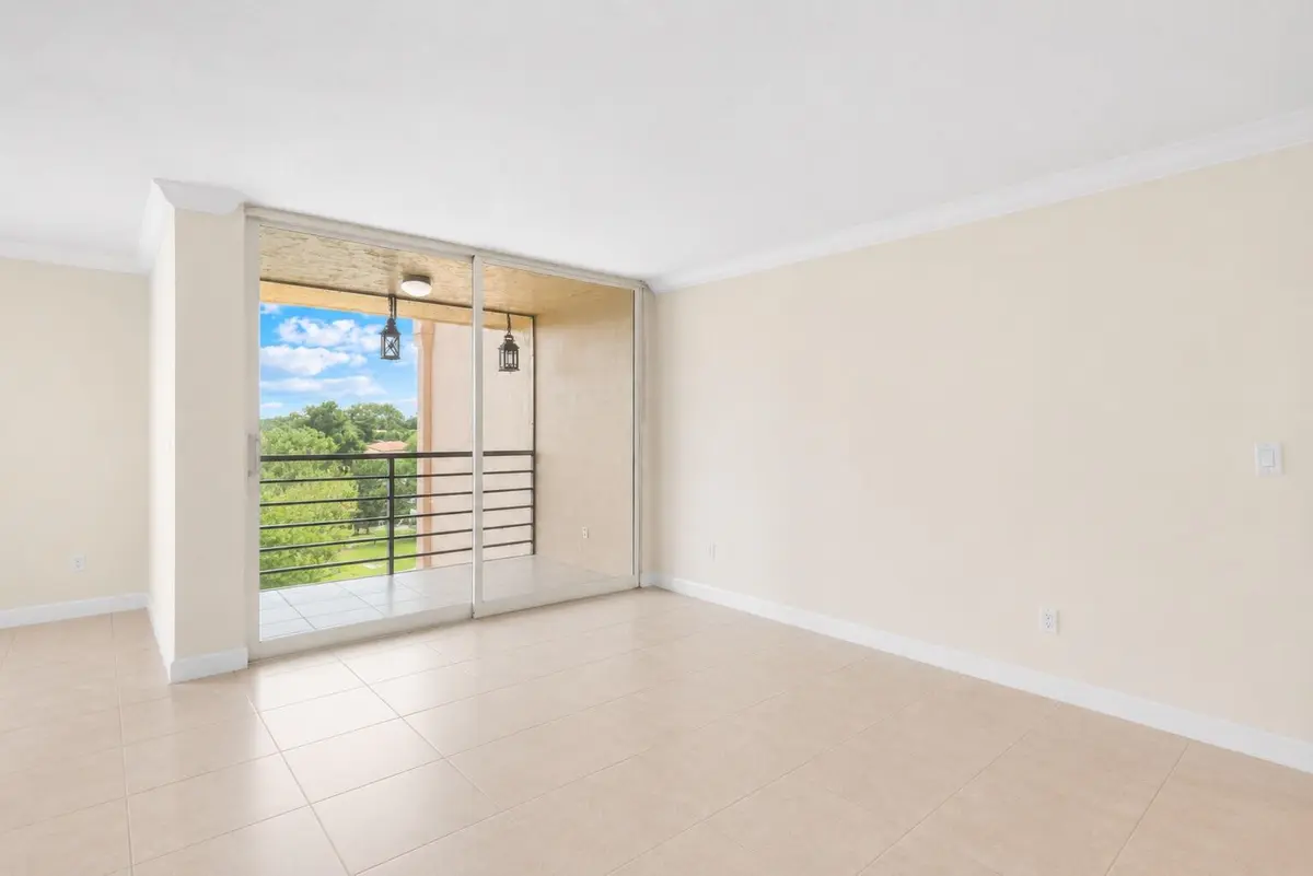 Jun 23, 2026, 03_47_38 PM at 9470 Live Oak Place 409, Davie
