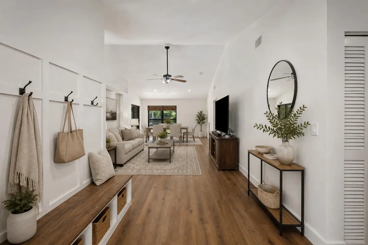 Virtually Staged Entryway at 1051 New Parkview Place, Haverhill