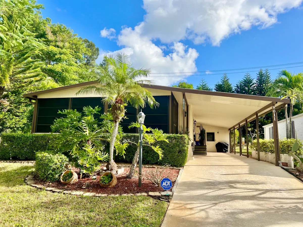 Front Exterior at 8011 SE Homestead Avenue, Hobe Sound