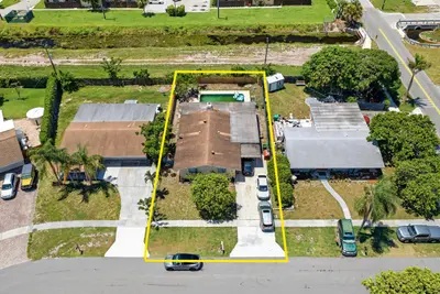 18 Andros Road, Palm Springs – Single Family Residence for sale