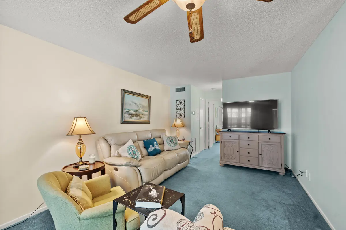 36 Vista Gardens Trail 205, Vero Beach, FL – photo 1