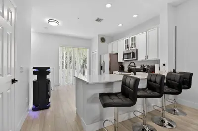 2457 NE 14th Street 2457, Pompano Beach – Townhouse for sale