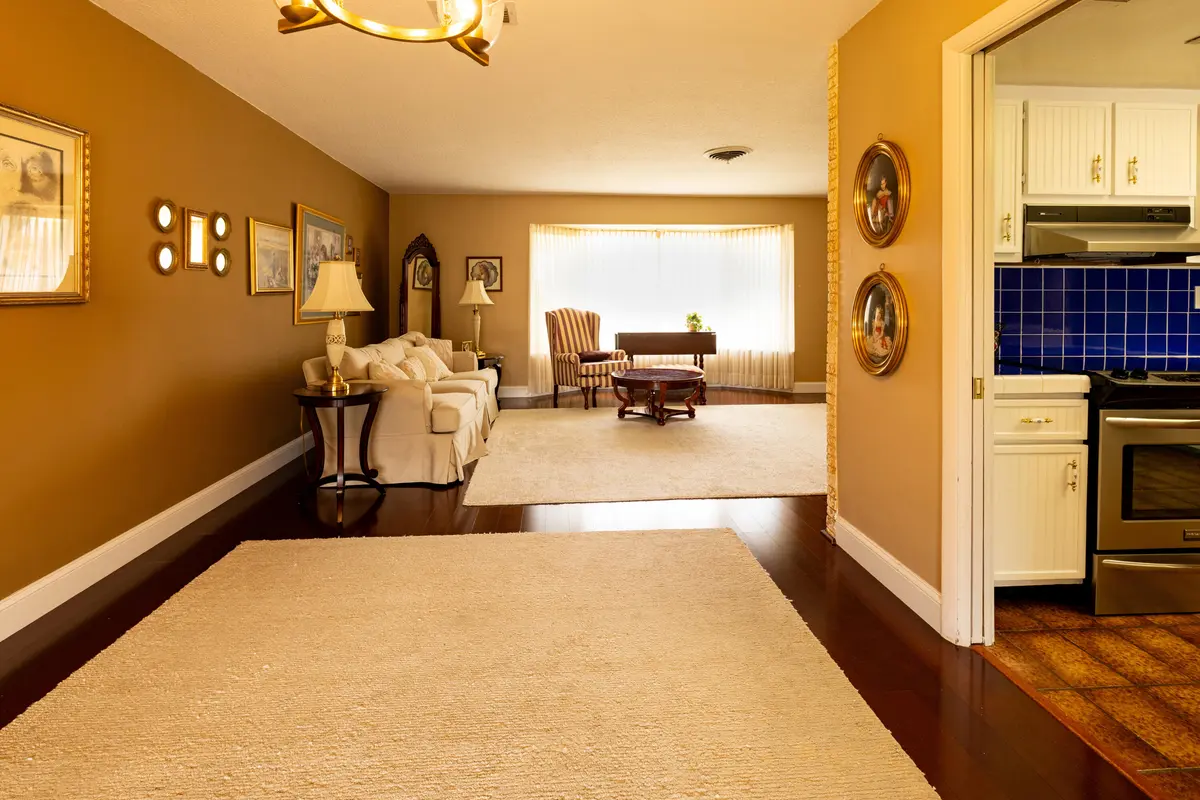 9B2A8456-HDR at 5541 SW 7th Street, Plantation