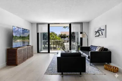 2860 S Ocean Boulevard 216, Palm Beach – Condominium for sale