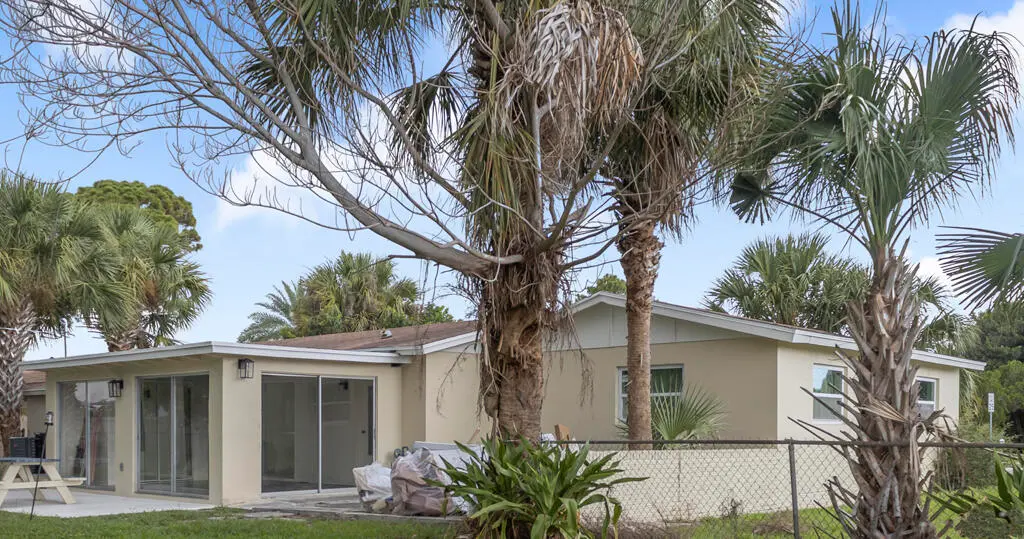 Back at 371 W 34th Street, Riviera Beach