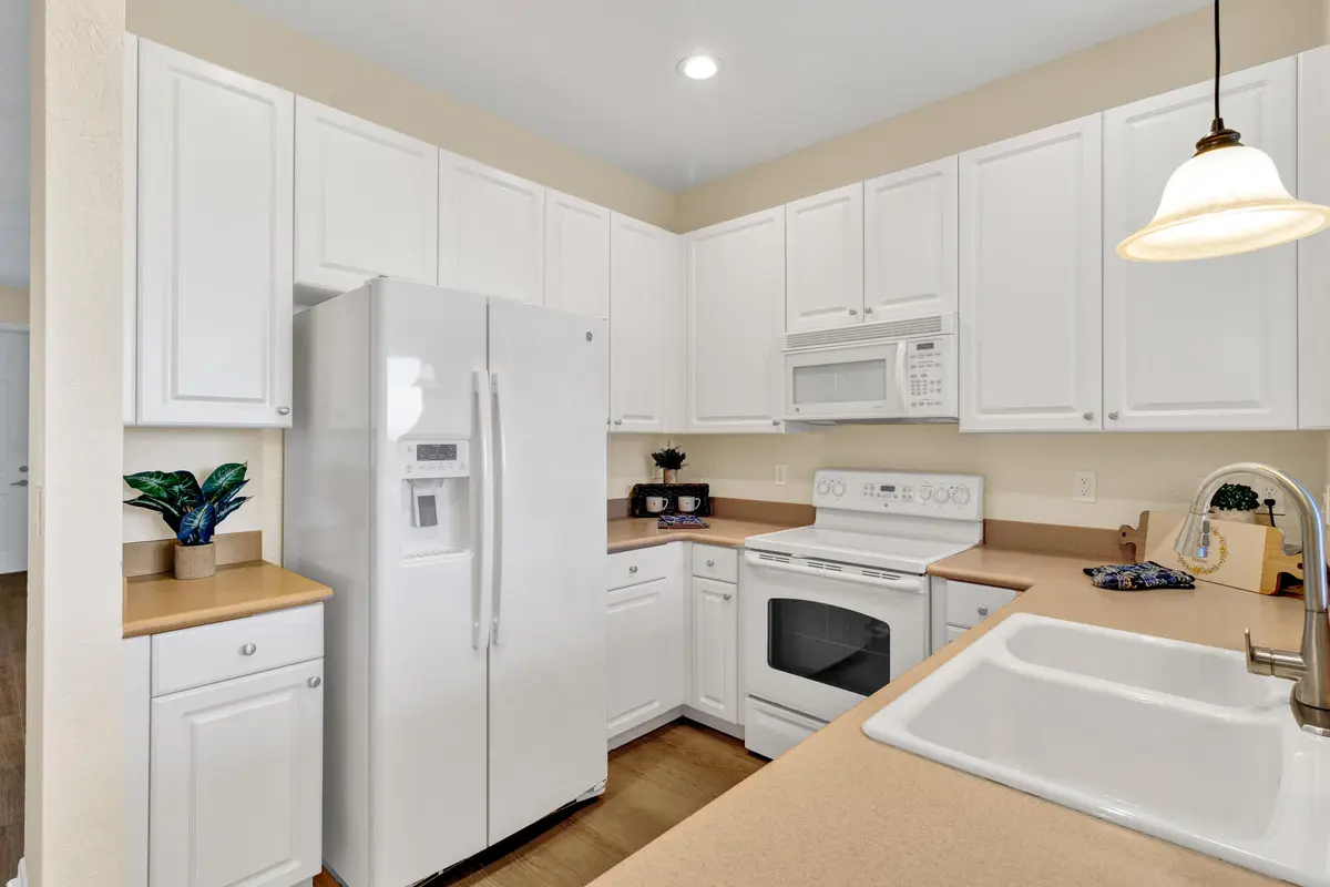 Kitchen at 9975 E Villa Circle, Vero Beach