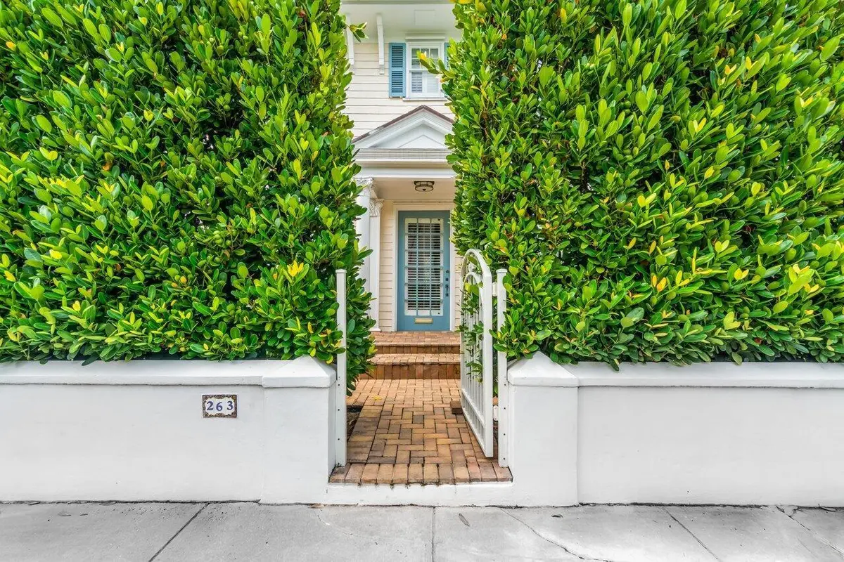 003-263ParkAvenue-PalmBeach-FL-33480-SMA at 263 Park Avenue, Palm Beach