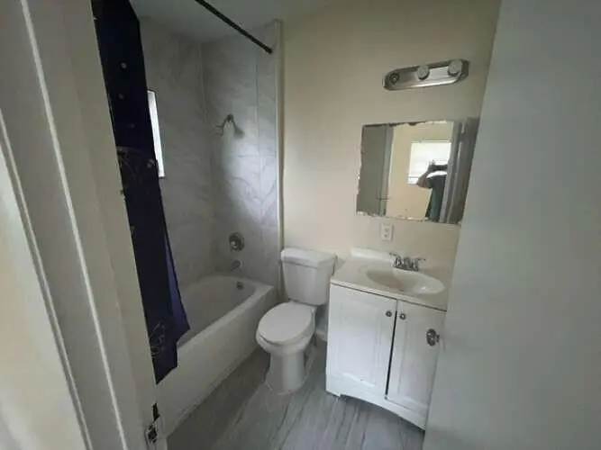 004_Goodis.4 at 3370 NW 8th Place, Lauderhill
