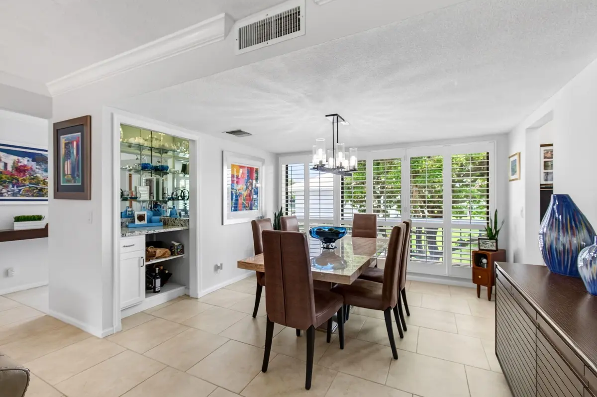 DINING AREA WITH DRY BAR at 4084 N Quail Ridge Drive Unit B, Boynton Beach