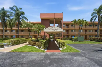 15074 Witney Road 107, Delray Beach – sold