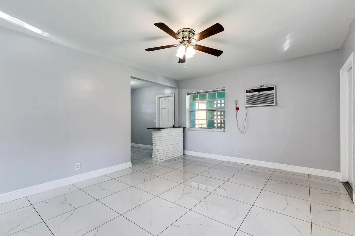Photo 5 at 1406 NW 11th Street, Fort Lauderdale