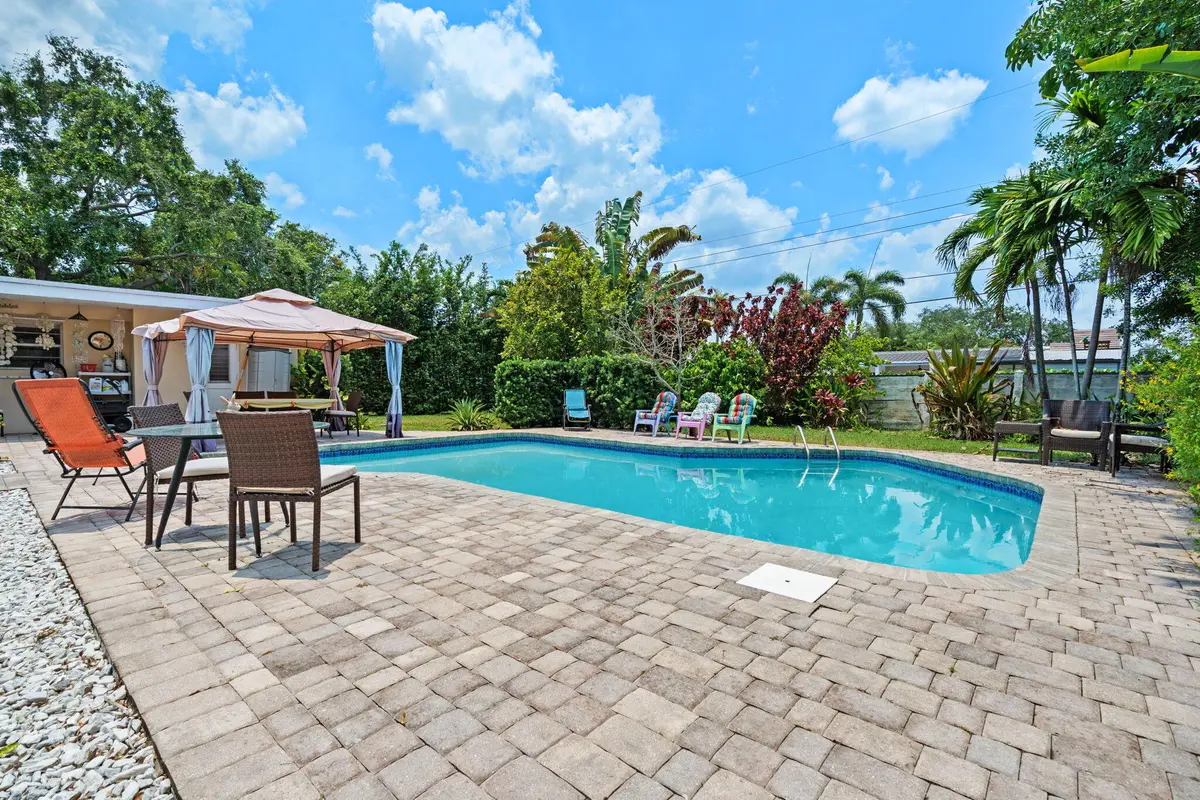 27-web-or-mls-4921-jackson-st at 4921 Jackson Street, Hollywood