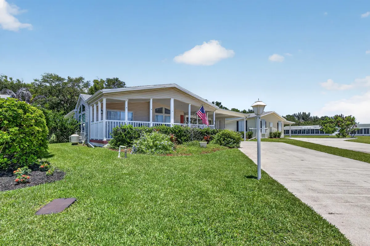 5P1A0995 at 8004 Long Drive, Port St. Lucie