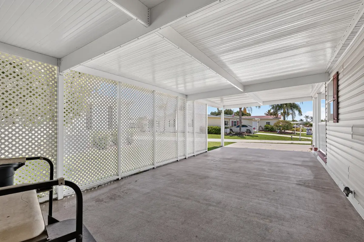 5P1A1021 at 8004 Long Drive, Port St. Lucie