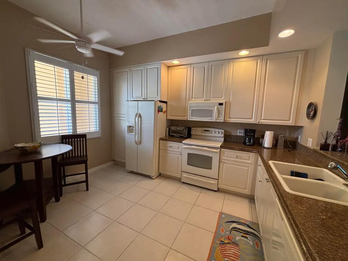 Kitchen at 29 Harbour Isle 102, Fort Pierce