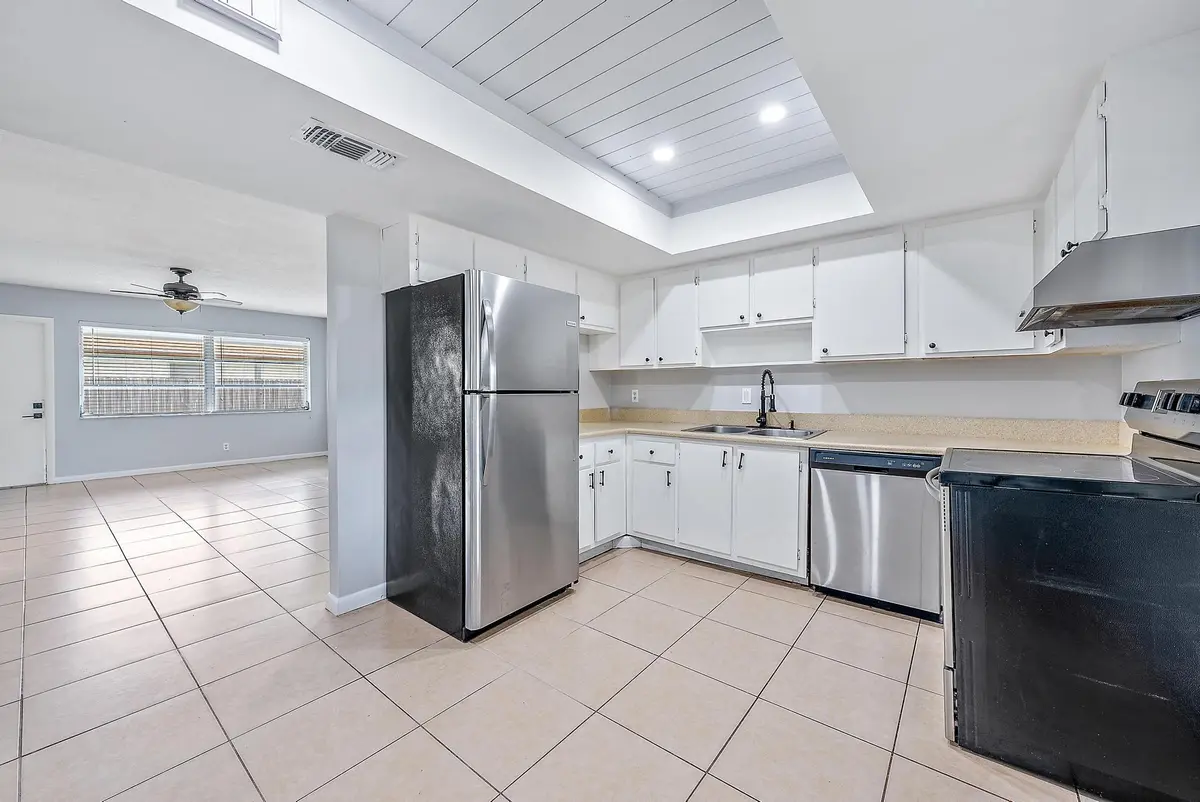 hp5 at 9050 E Highland Pines Boulevard, Palm Beach Gardens