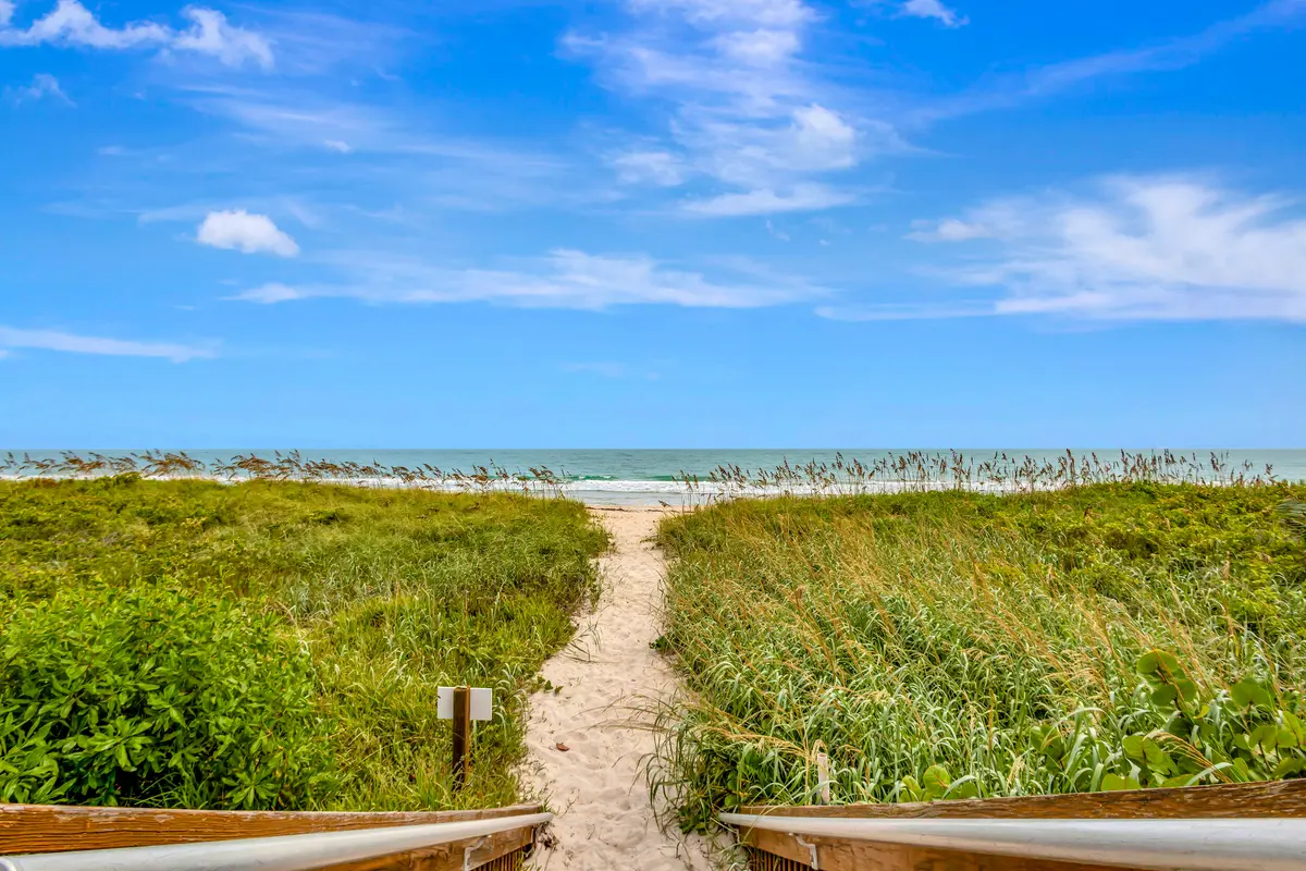 70_75_3j0a1920 at 5055 N Highway A1a 205, Hutchinson Island