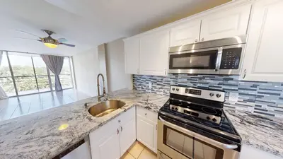 108 Royal Park  Drive Unit 4E, Oakland Park – Condominium for sale