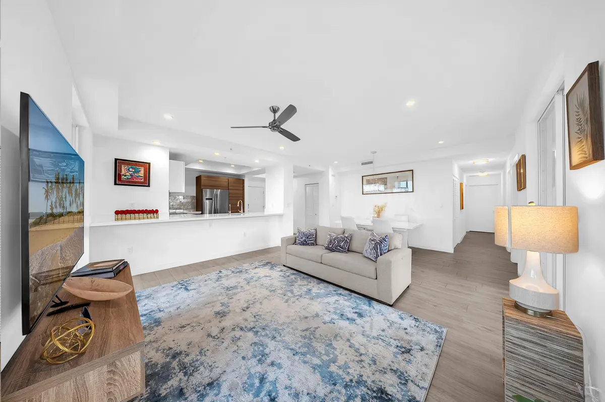 IMG_4552 at 51 SE 19th Avenue 303, Deerfield Beach