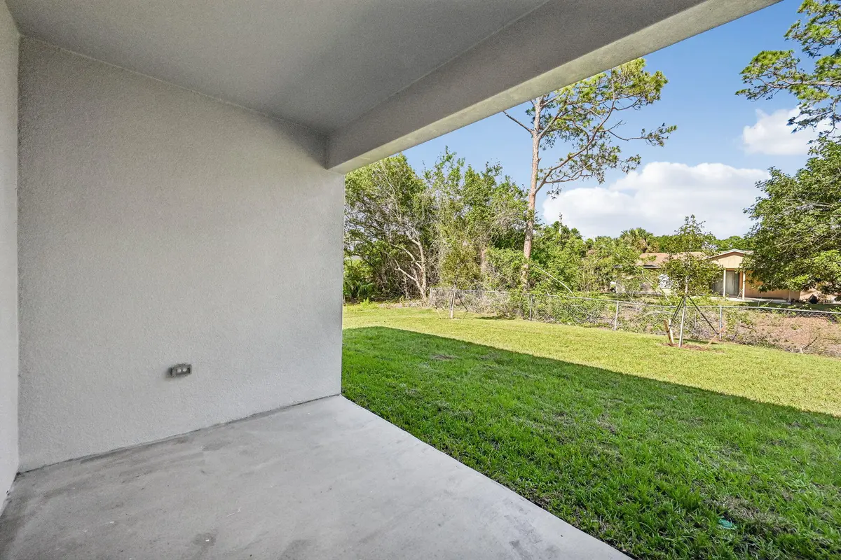 Boca_R_00-1 at 6010 Hickory Drive, Fort Pierce