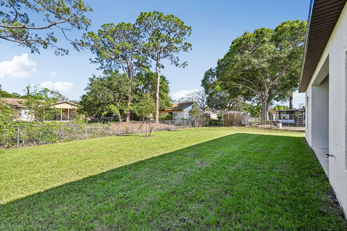 Boca_R_00-2 at 6010 Hickory Drive, Fort Pierce
