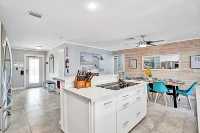 1516 Scott Street, Hollywood – sold