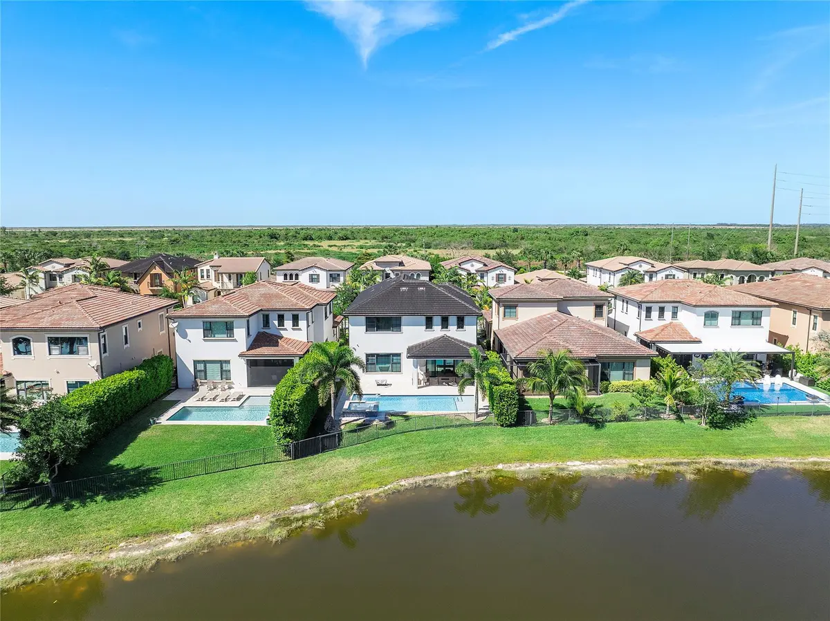 Photo 4 at 11036 Meridian Drive, Parkland