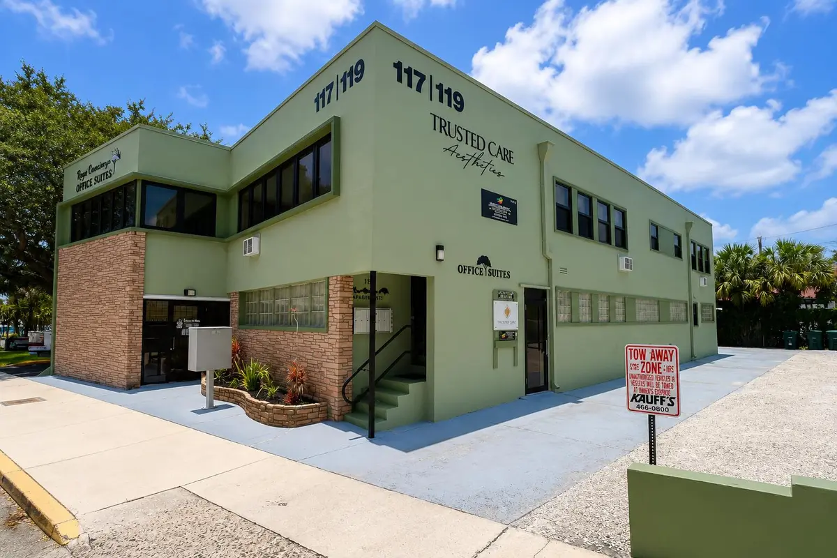 Exterior at 117 N 5th Street, Fort Pierce