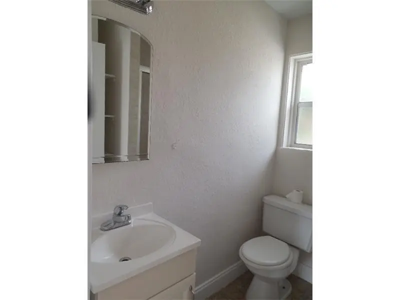 Photo 5 at 4565 N Ocean Drive 3, Lauderdale-By-The-Sea