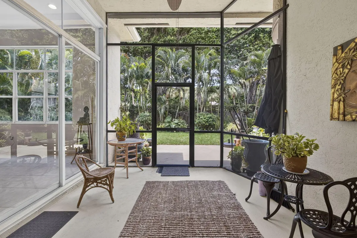 46-web-or-mls-BS1A2337 at 9489 Worswick Court, Wellington
