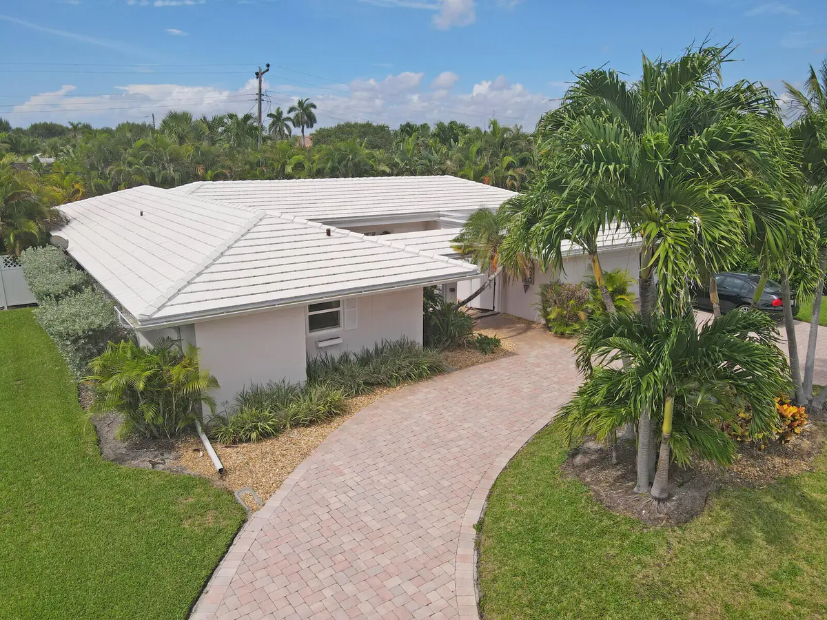 1211 Bimini at 1211 Bimini Lane, Riviera Beach