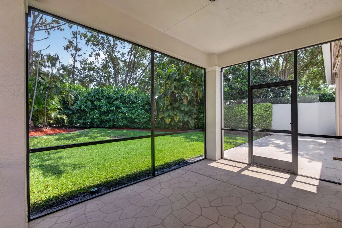 42-web-or-mls-5D1A8752 at 235 Via Condado Way, Palm Beach Gardens