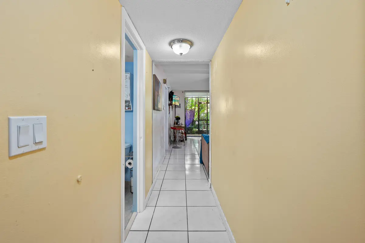 7401 NW 16th Street 102, Plantation, FL – photo 4
